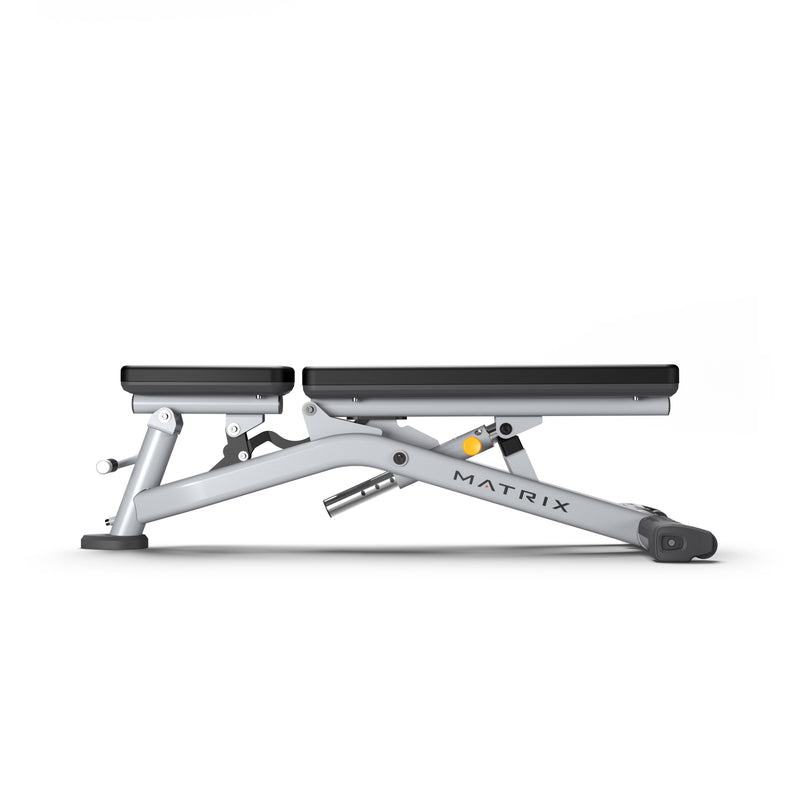 Matrix Fitness Magnum Multi-Adj. Bench LP flat view | Fitness Experience
