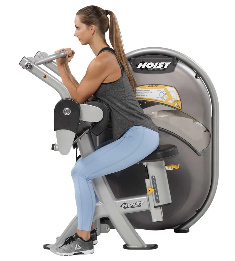 Hoist Biceps Curl in use | Fitness Experience