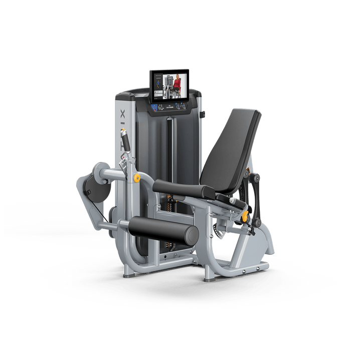 Matrix Fitness Ultra Leg Extension with console | Fitness Experience