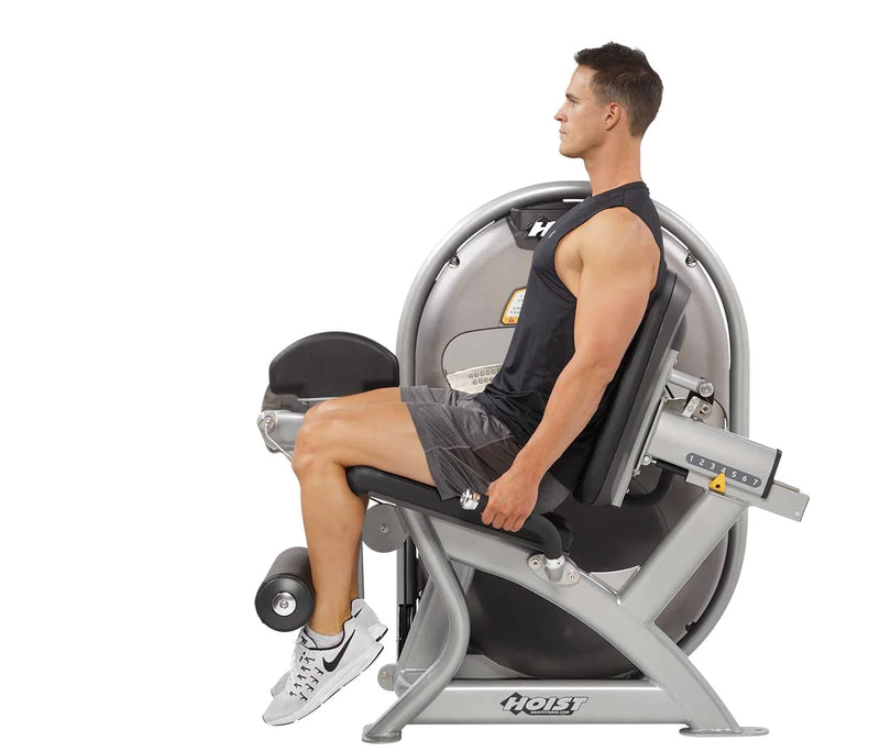 Hoist Clubline Leg Extension in use | Fitness Experience